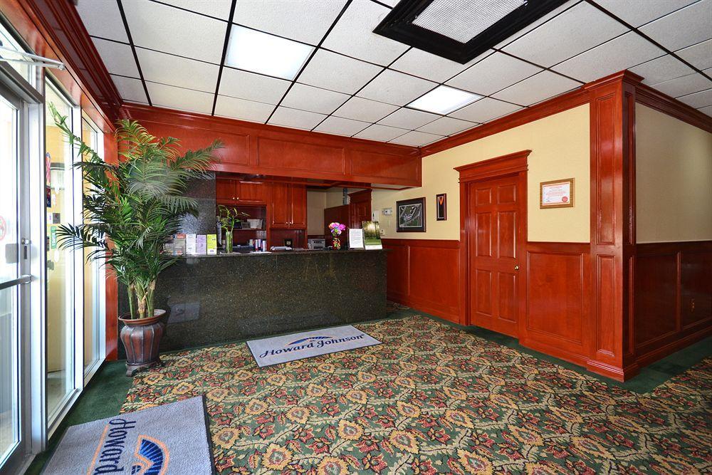 Howard Johnson By Wyndham Saugerties Bagian luar foto
